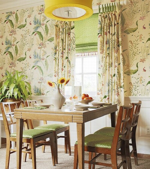 Εσωτερικές ιδέες σε γαλλικά στυλ ξύλινα έπιπλα κομμάτια floral τοίχο πράσινο χρώμα