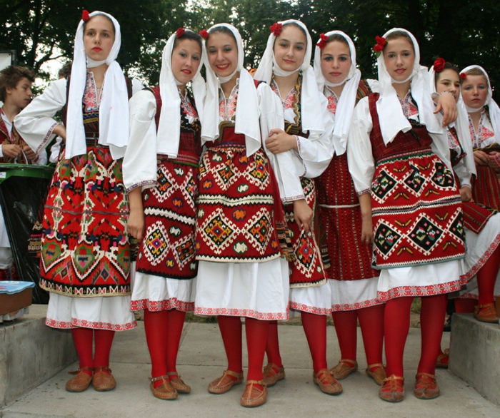 etnisk klær etno mote etno mønster broderi valentino mote kostyme etnisk skjerf unge kvinner
