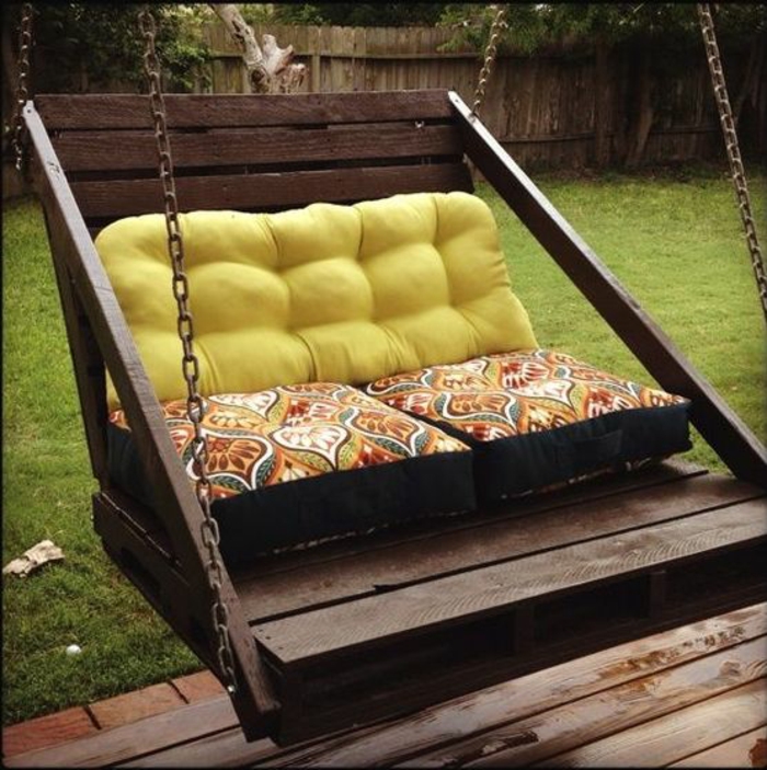 europalette bois palettes chaise suspendue faire soi-même meubles de jardin