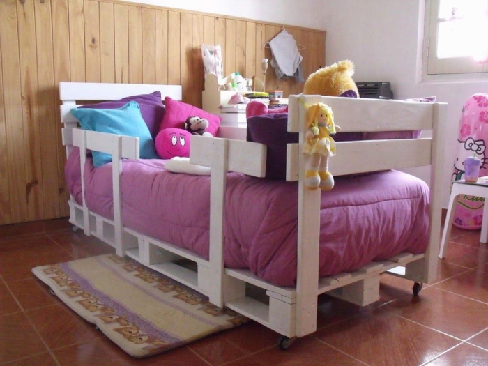 europaletten bed furniture nursery outdoor pink