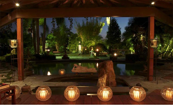 exterieur Aziatische tuin patio mooie verlichting vijver