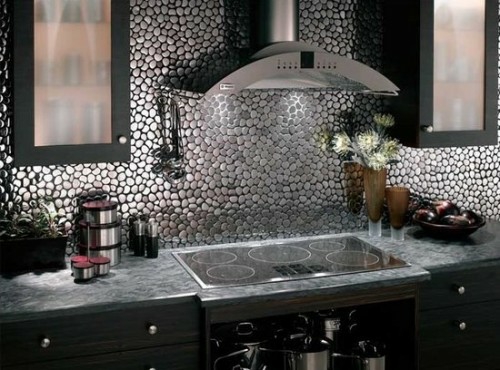 ekstravagant skinnende kjøkken speil design