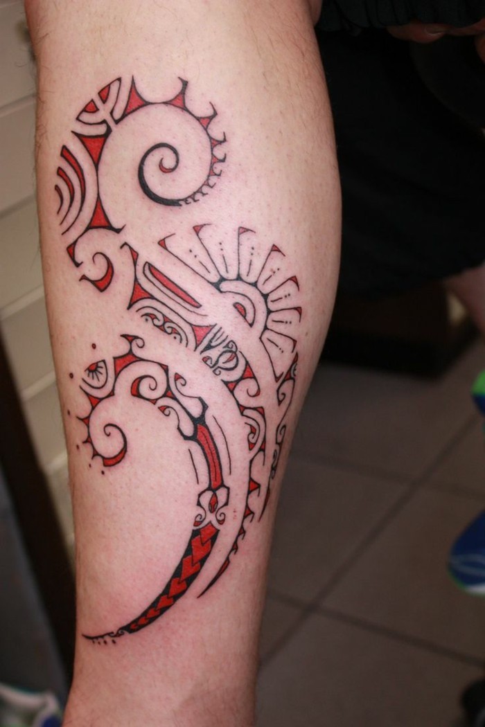 fin maori tatovering rød svart