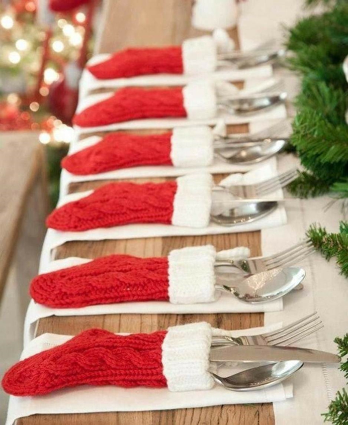 festlig bord dekorasjon julebestikk jule sokker