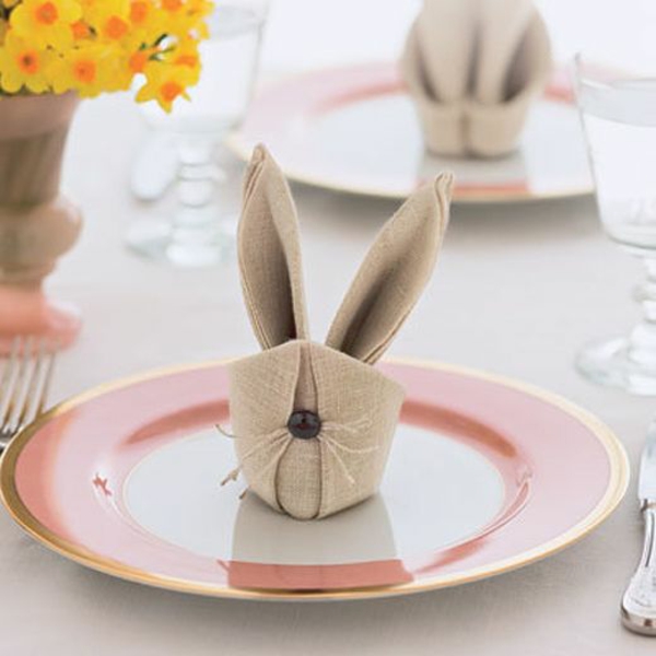 节日餐桌装饰复活节餐巾折叠复活节兔子