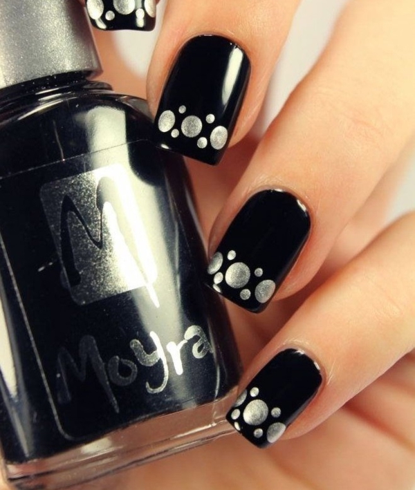 simple nails simple nail design black silver dots