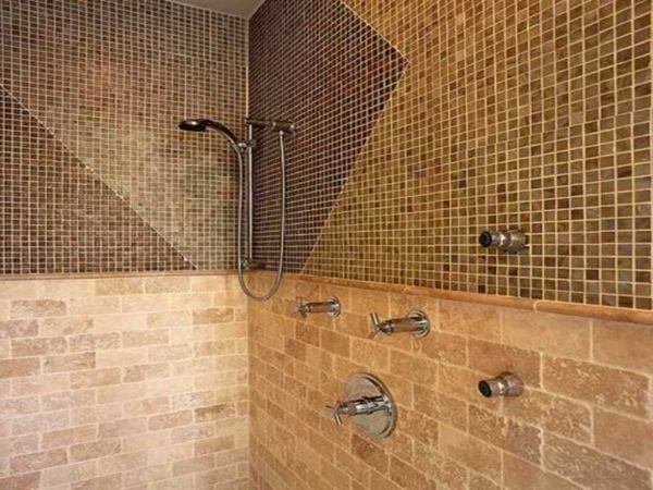 瓷砖图案马赛克浴室