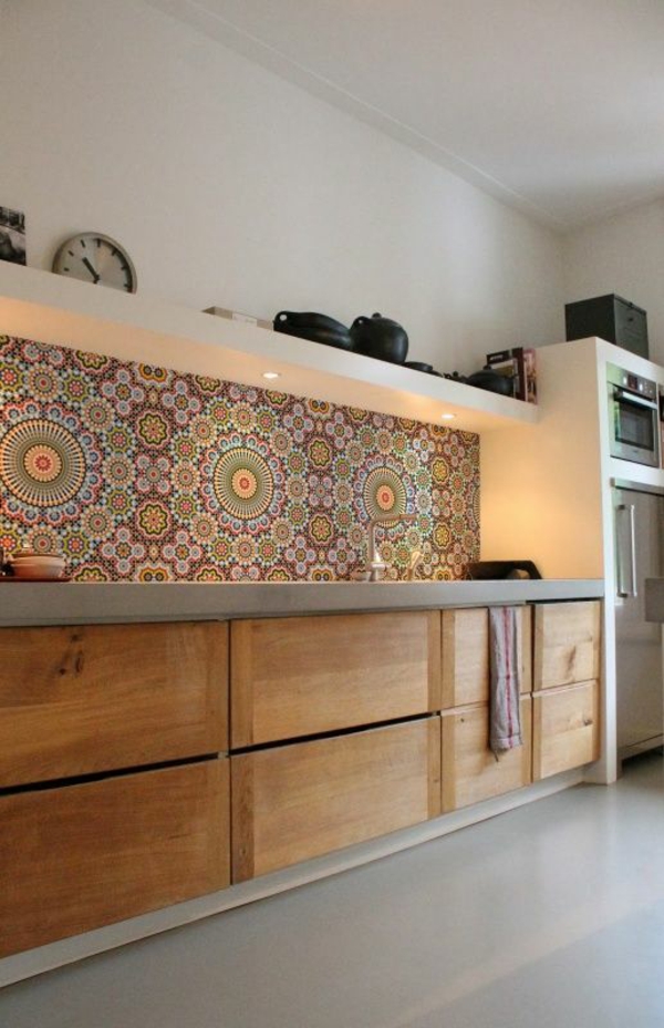 瓷砖镜子厨房设计厨房后墙思想马赛克瓷砖创建花艺设计