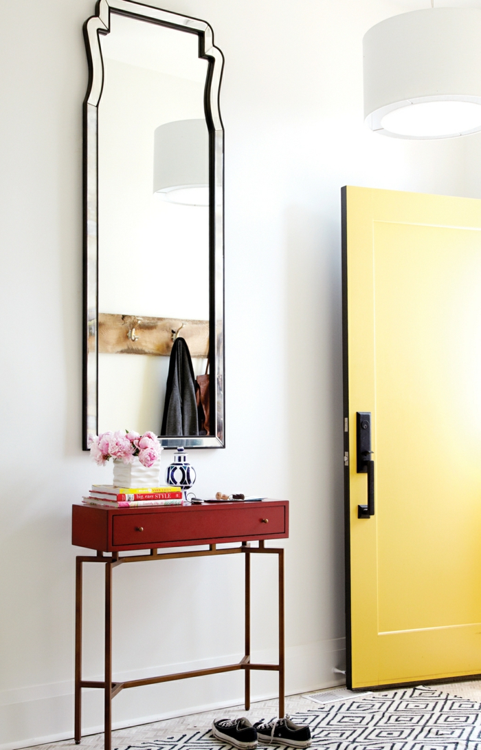 pasillo configurar ideas pequeño corredor de alfombras de mesa lateral puerta de entrada amarilla