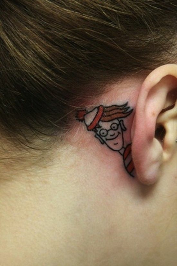 татуировка на ухото готино татуировки