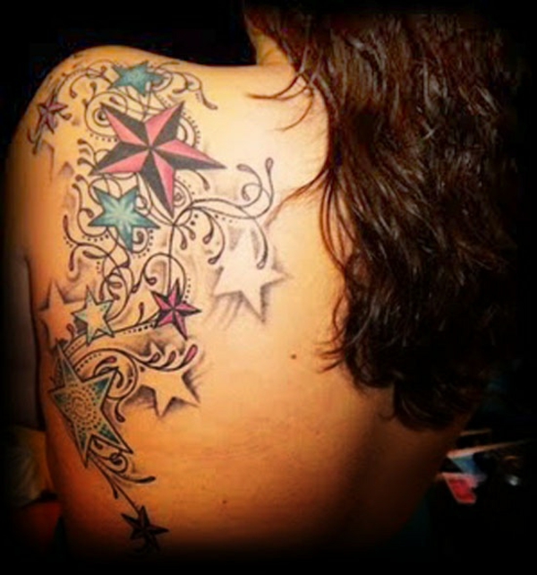 ženy tetování hvězdy na zádech