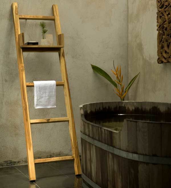 ανεξάρτητη μπανιέρα ξύλινη βαρέλι έπιπλα μπάνιου ρουστίκ ξύλινη σκάλα πετσετών