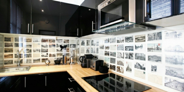 Friske køkken væg ideer højglans i sorte kabinetter