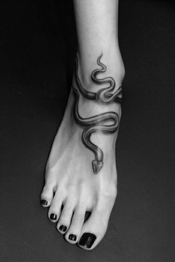 τα πόδια τατουάζ σχέδια φίδι