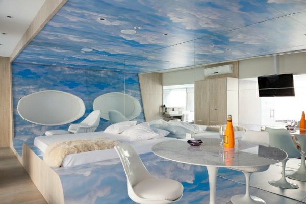 futuristic σχέδια υπνοδωμάτιο πάνω από τα σύννεφα