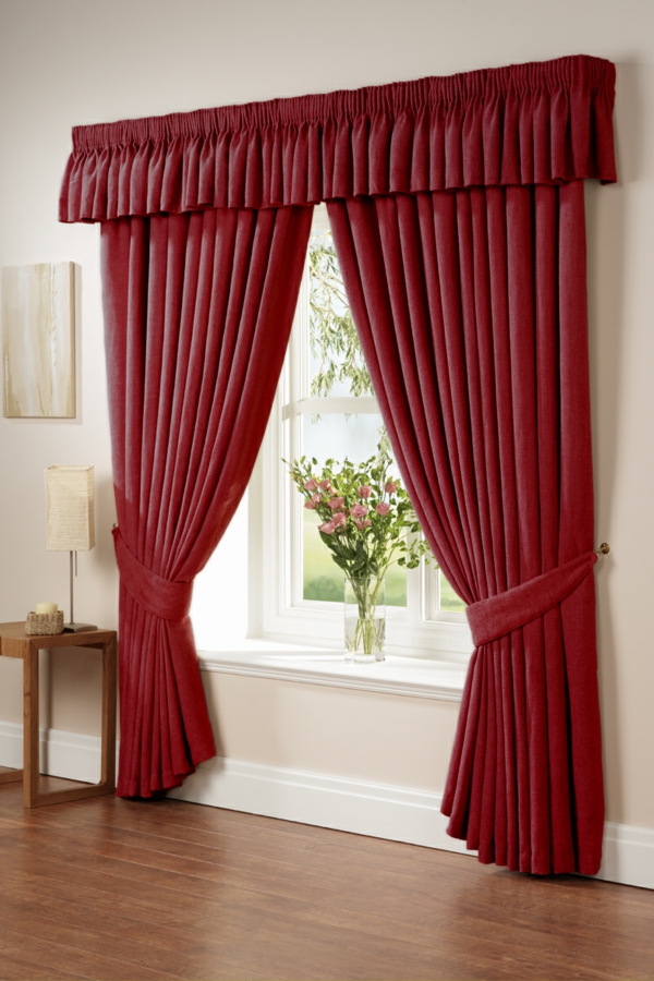 curtains decorations suggestions red