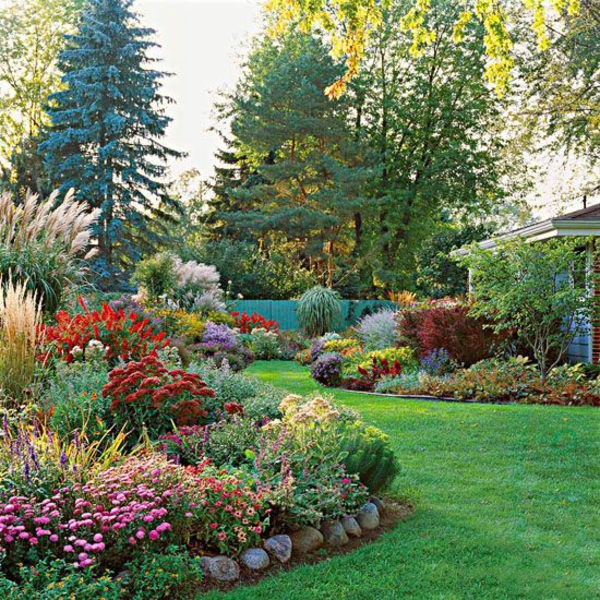 zahradnické nápady zahradničení květinové záhony barevné