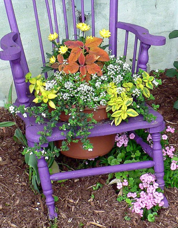 κήπο διακοσμούν μωβ καρέκλα λουλούδια εξωτερικό