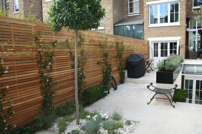 градина дизайн идеи градина ограда растения камъчета катерене растения