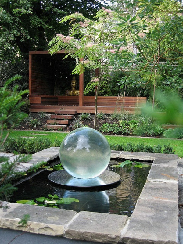 idées de jardin boule de verre plantes aquatiques