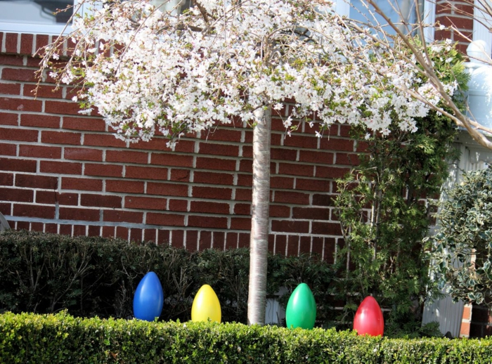 ιδέες διακόσμησης κήπων Πάσχα μπαλόνια Πασχαλινές αυλές ιδέες κήπων