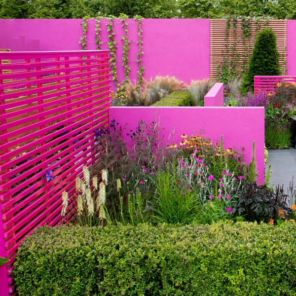 puutarhanhoito ja maisemointi puutarhan aita maali väri ideoita vaaleanpunainen