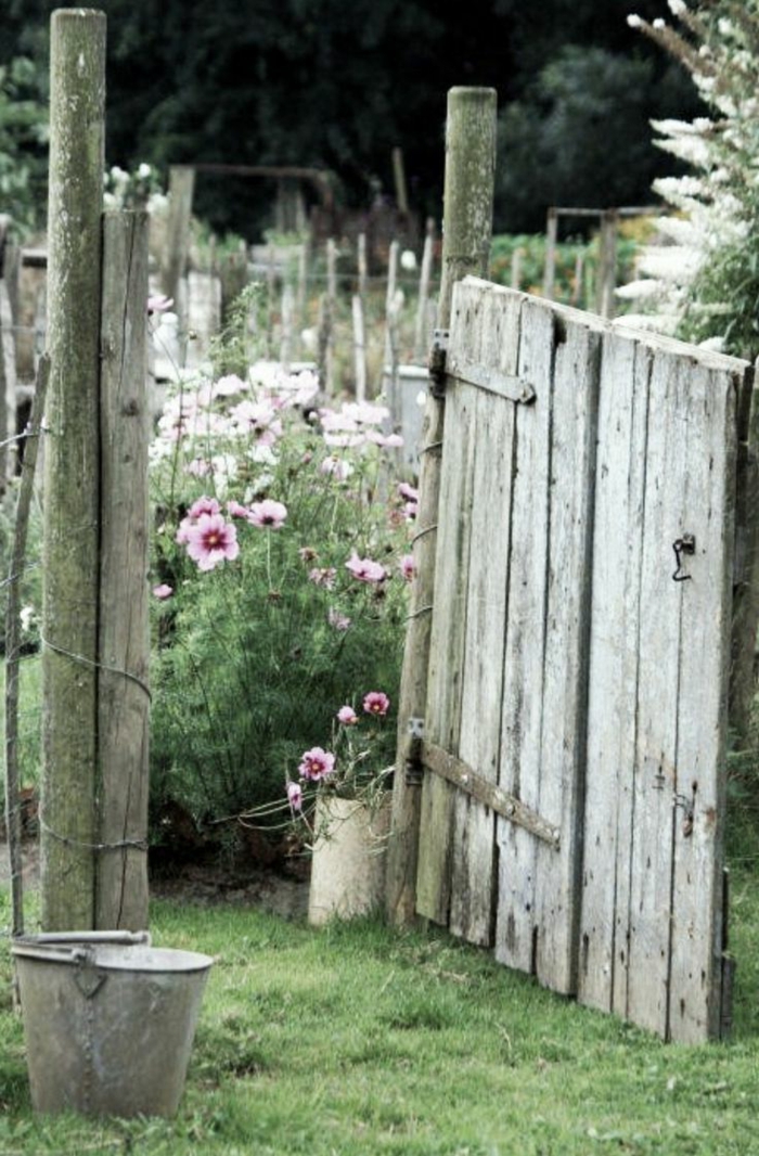 puertas de jardín madera rústica flores marco del jardín