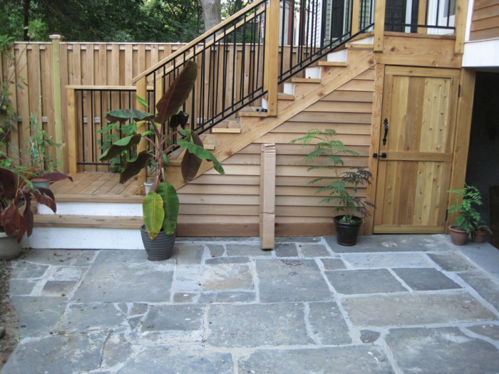 现代花园设计室外楼梯来建立自己的草药