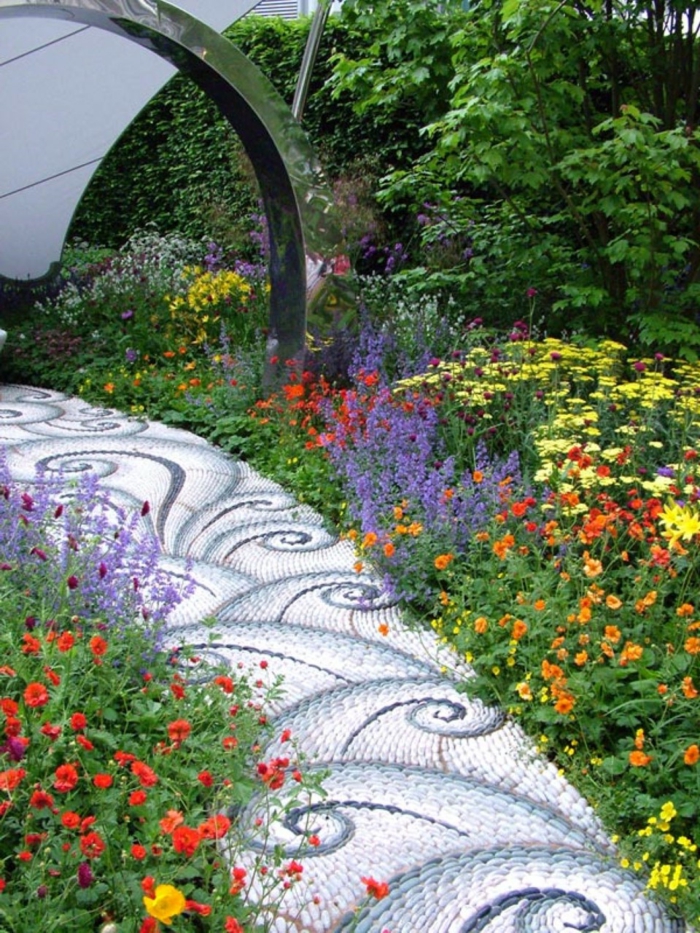 花园小径塑造石头花颜色园艺的想法