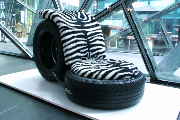 neumáticos de automóviles usados ​​cómodas tumbonas