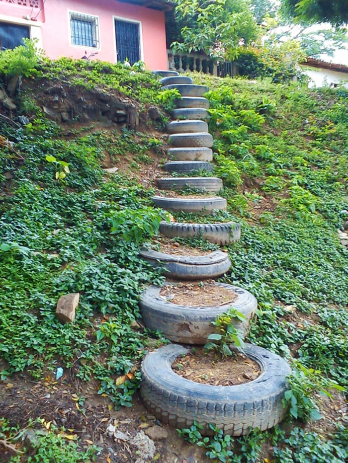 ojeté pneumatiky pro automobily zahradní design gumové schody