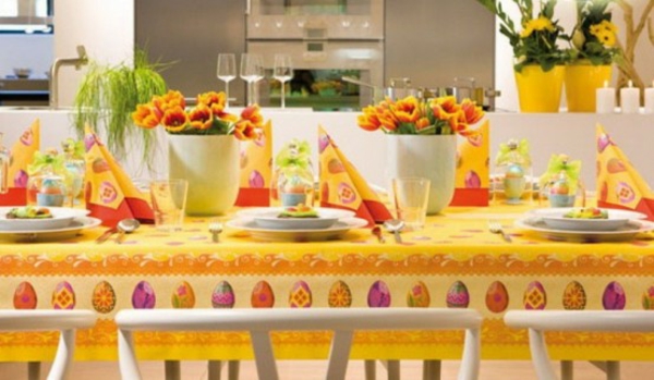 decoración de la mesa de color amarillo decoración de los huevos de Pascua idea decoración de Pascua