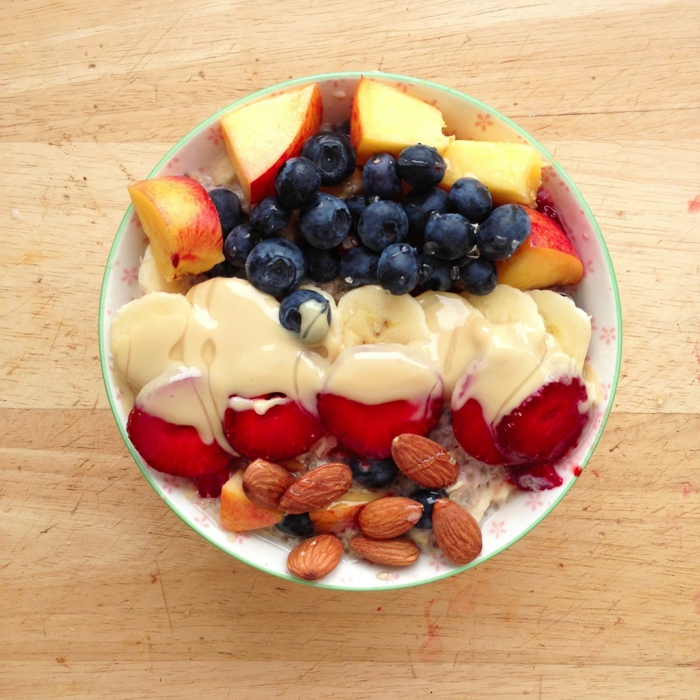 υγιεινή διατροφή φρούτα καρύδια τρόπος ζωής υγεία