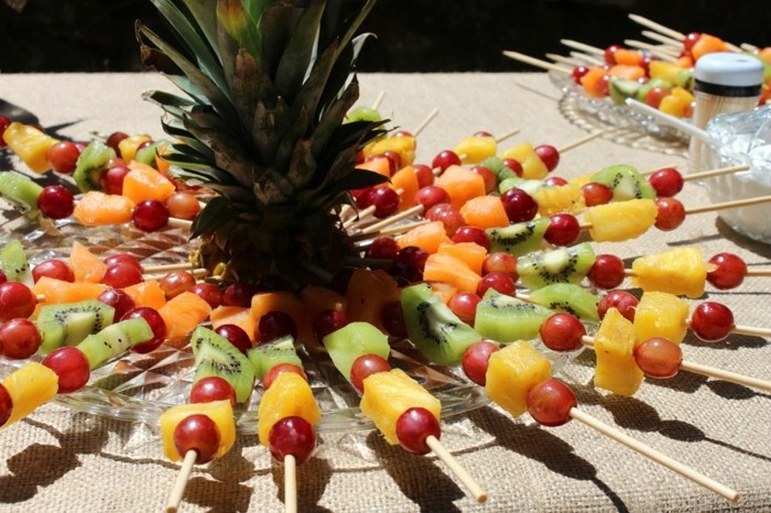 sveiki pusryčiai idėjos stalo dekoravimas vaisių