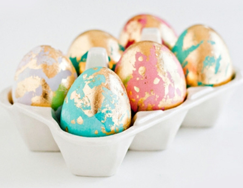 Auksiniai Velykiniai kiaušiniai kiaušinių laikytojams įdomūs