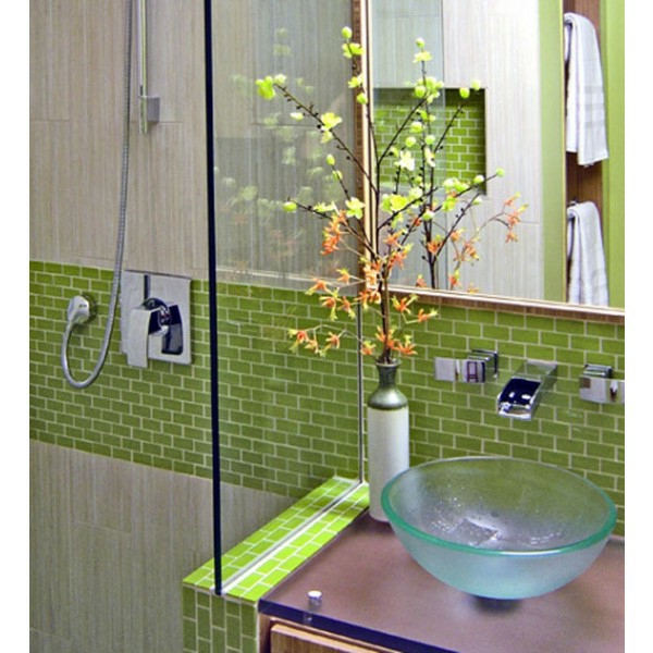 绿色瓷砖浴室镜子玻璃水槽