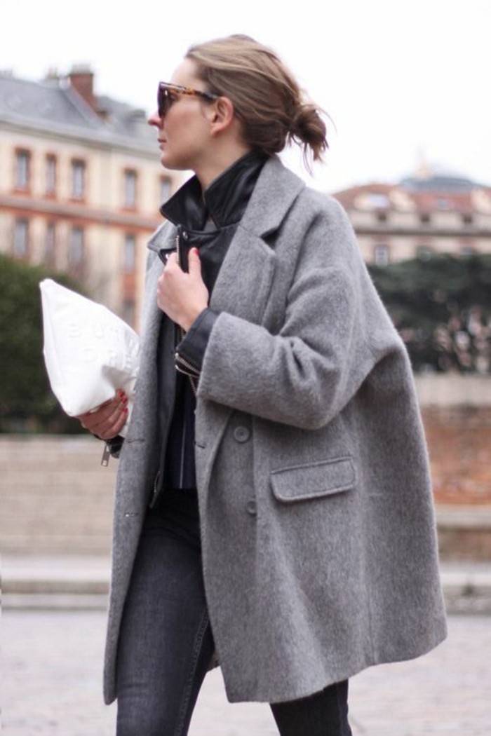šedý kabát outfit podzimní móda kabát trendy