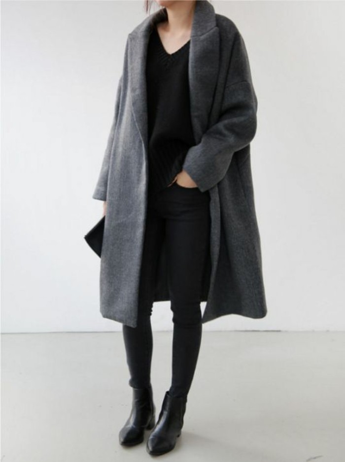 šedý kabát zimní módní trendy aktuální zimní móda