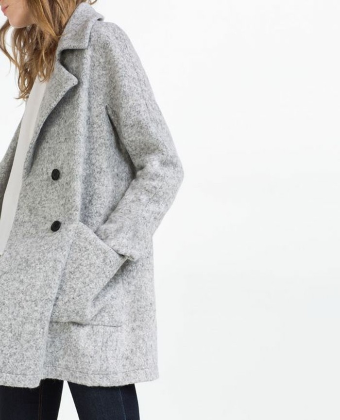 šedý kabát outfit zimní módní trendy