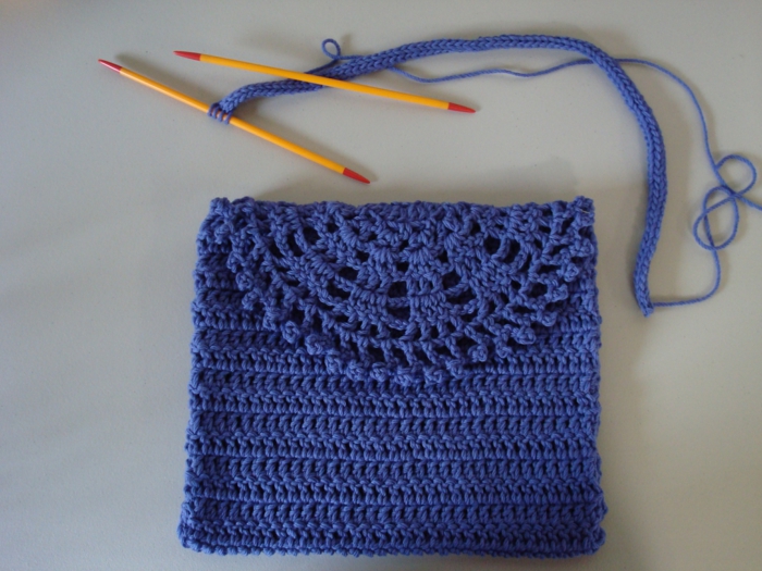 идеи за плетене на шевове шик чанта crochet синьо
