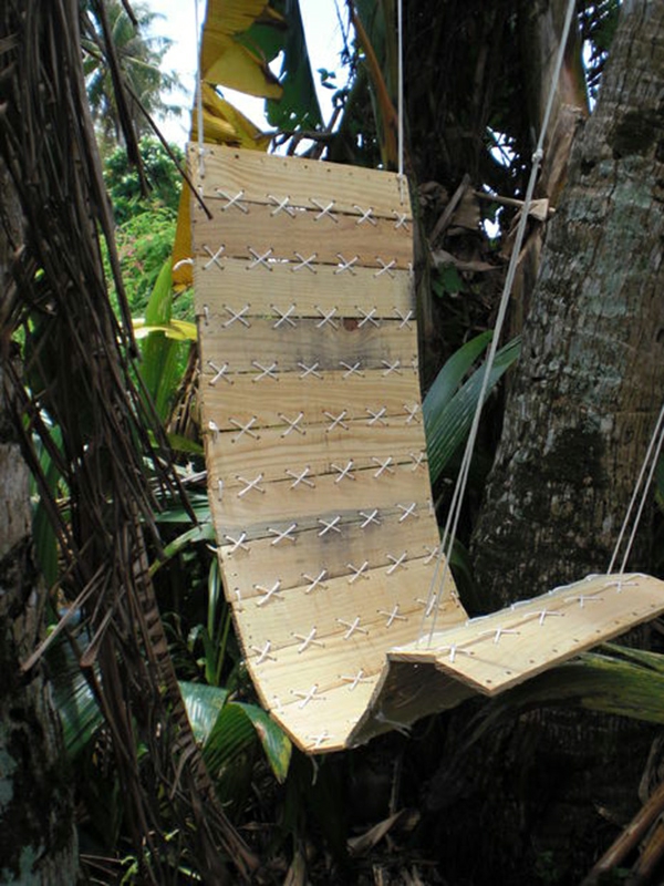 Hangende houten plankenplanken van stoelhangende stoel