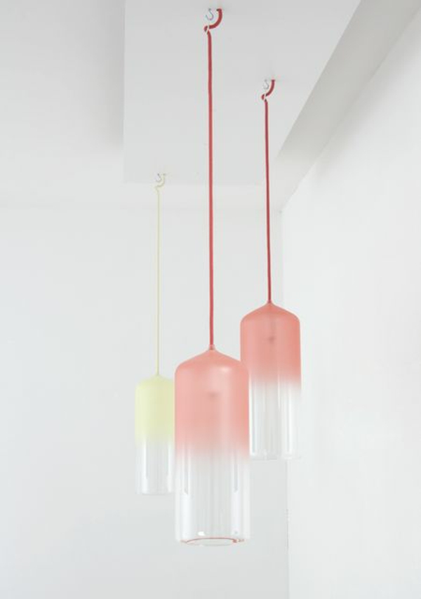 in hoogte verstelbare hanglamp roze geel eenvoudig design studio wm
