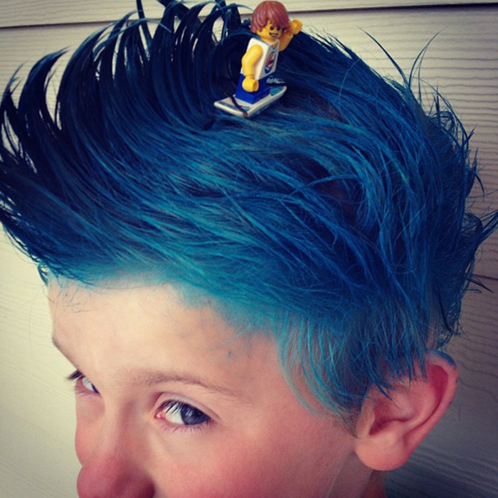 αποκριές αγόρι hairstyles με μπλε κοστούμια αποκριών μαλλιών