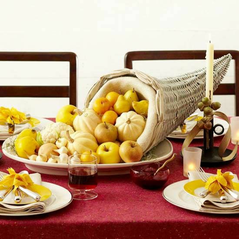 høst bord dekorasjon ideer gourds flettet oransje rødt