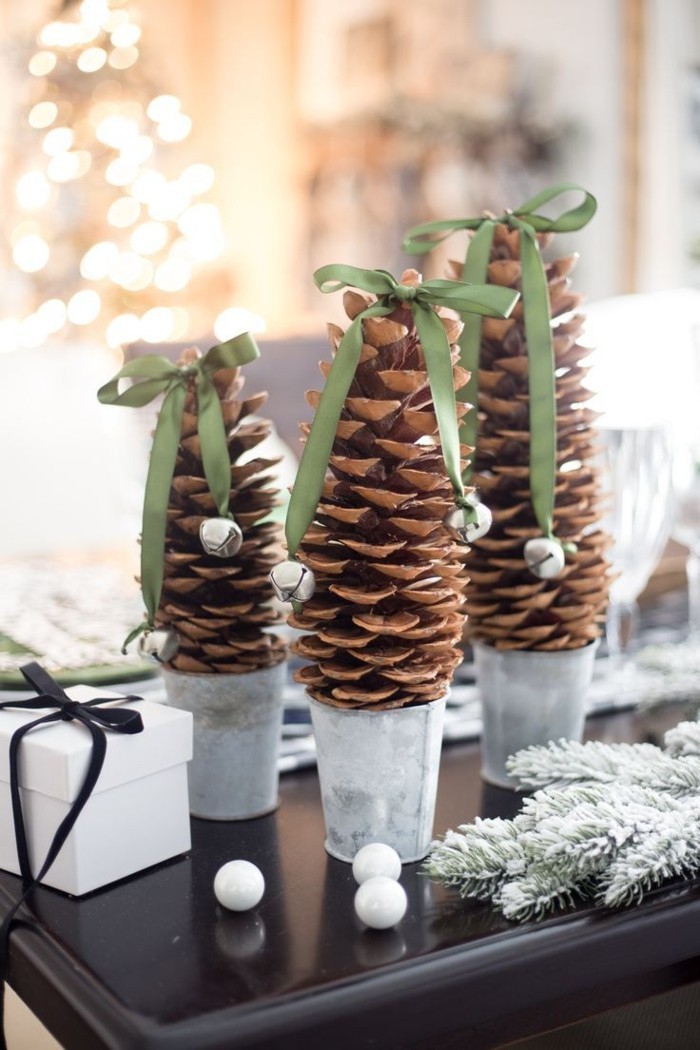 herbstdeko décoration d'hiver bricoleur avec pinecone cheminée décoration de noël fest