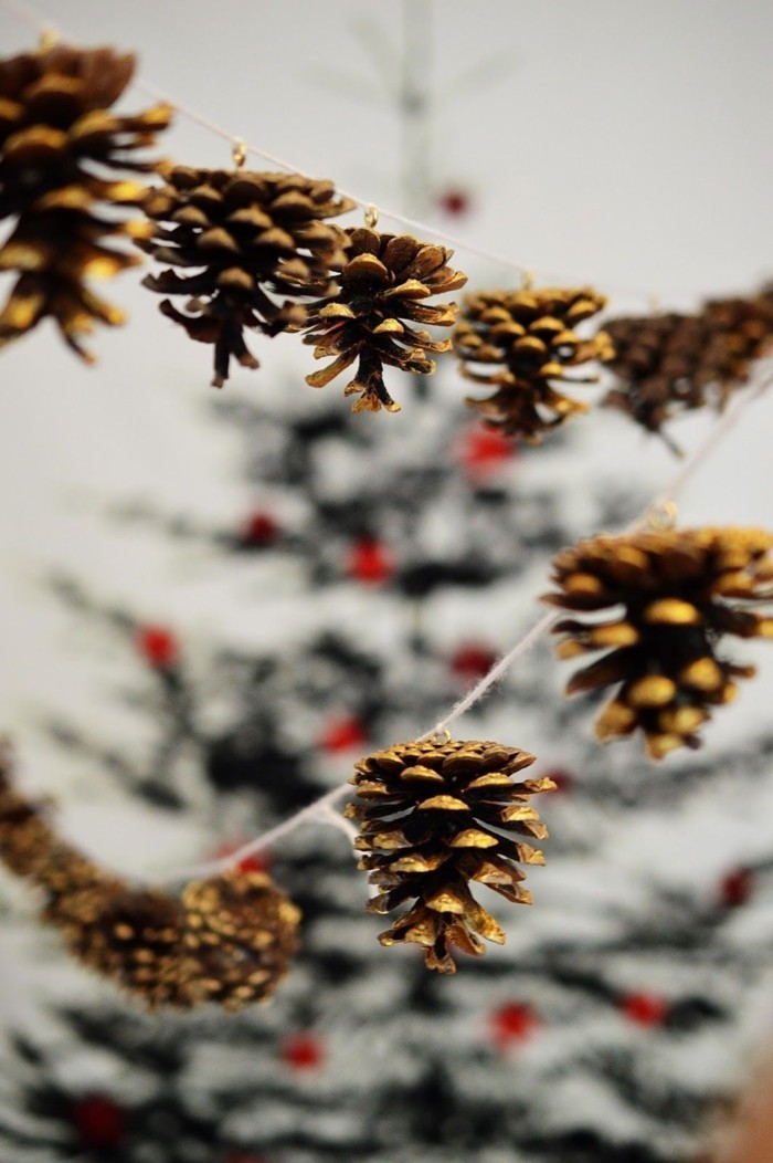 herbstdeko hiver décoration bricoleur avec pinecone cheminée guirlande de noël guirlande