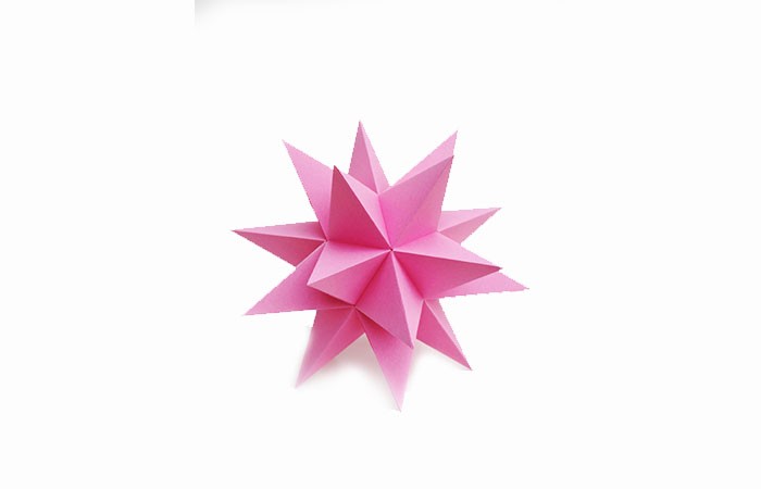 Herrnhuter star himself making pink paper