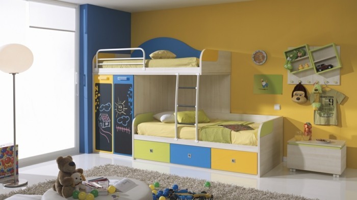 υψηλό κρεβάτι με ντουλάπι έγχρωμη σχεδίαση δημιουργική λύση