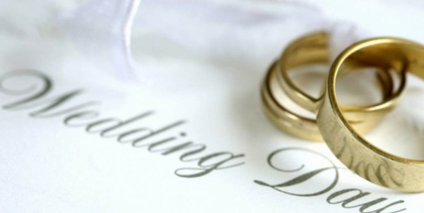 Сватбата желае сватбени пръстени