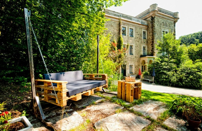 ξύλινες παλέτες έπιπλα DIY ιδέες επίπλων κήπου swing καναπέδες
